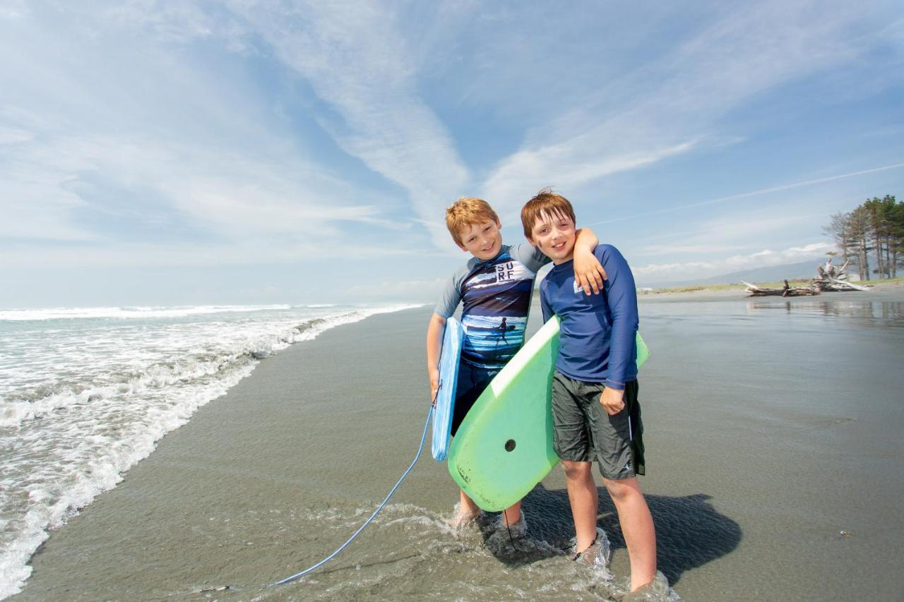 Carters Beach Top 10 Holiday Park Westport Dış mekan fotoğraf